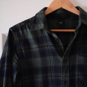 Uniqlo Blue and Green Striped Flannel